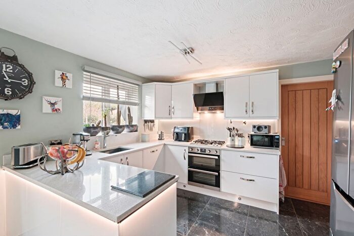 5 Bedroom Detached House For Sale In Sandown Drive, Catshill, Bromsgrove, B61
