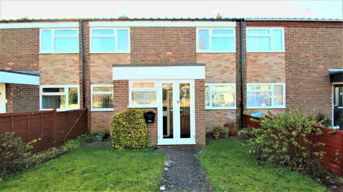 3 Bedroom Terraced House For Sale In Round Hill, HP17