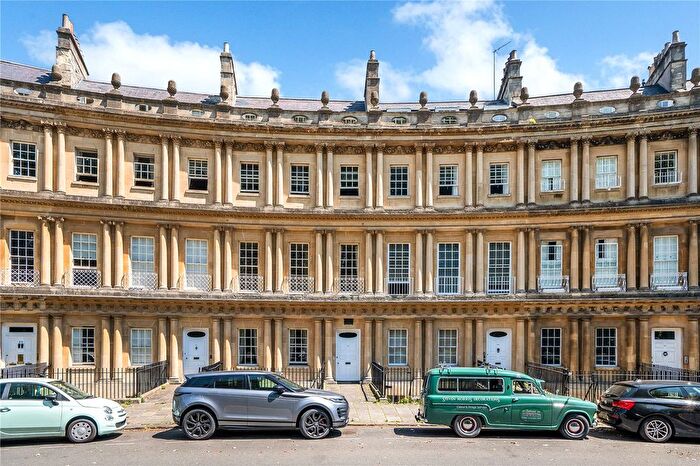 2 Bedroom Maisonette For Sale In The Circus, Bath, Somerset, BA1