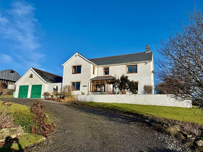 5 Bedroom Detached House For Sale In Cwmsychpant, Nr Llanybydder, SA40