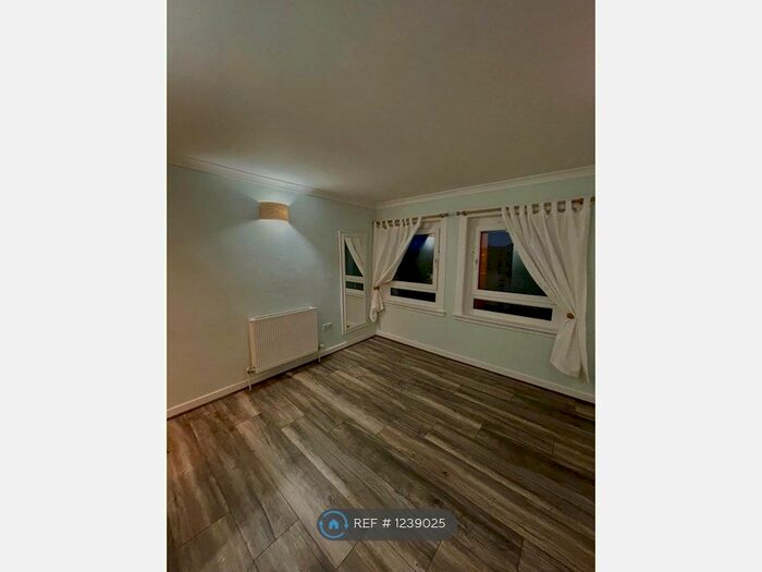 1 Bedroom Flat To Rent In Ann Street, Greenock PA15