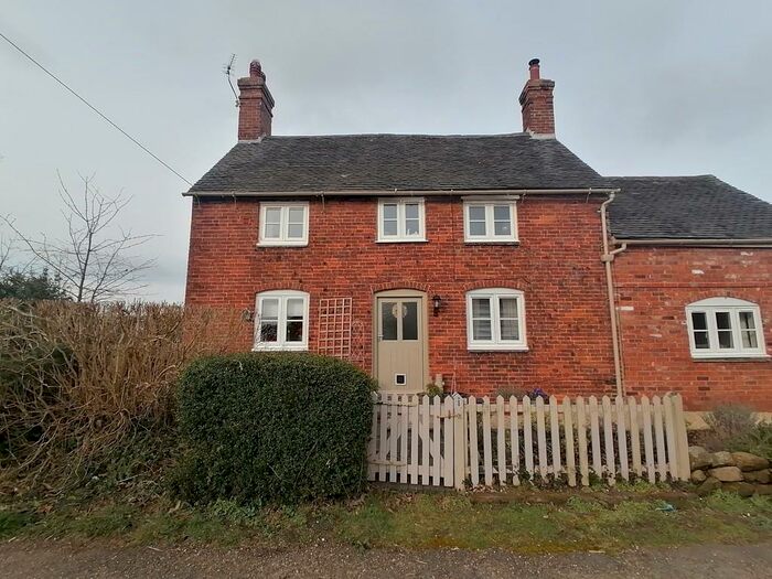 3 Bedroom Cottage To Rent In Hilderstone Road, Sandon, Stafford, ST18