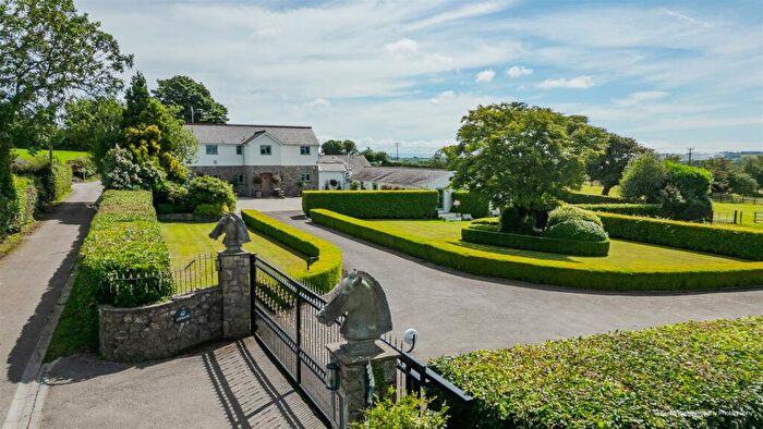 6 Bedroom Equestrian Facility For Sale In Primrose Hill, Cowbridge, CF71