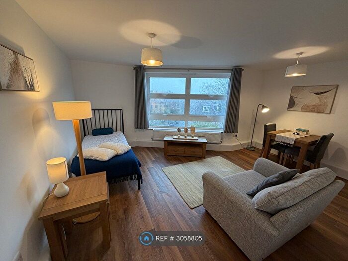 Studio To Rent In Akenside Road, London, NW3