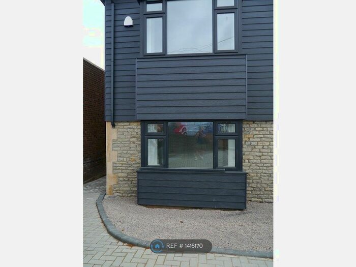 1 Bedroom Flat To Rent In Gloucester Road, Bristol, BS34