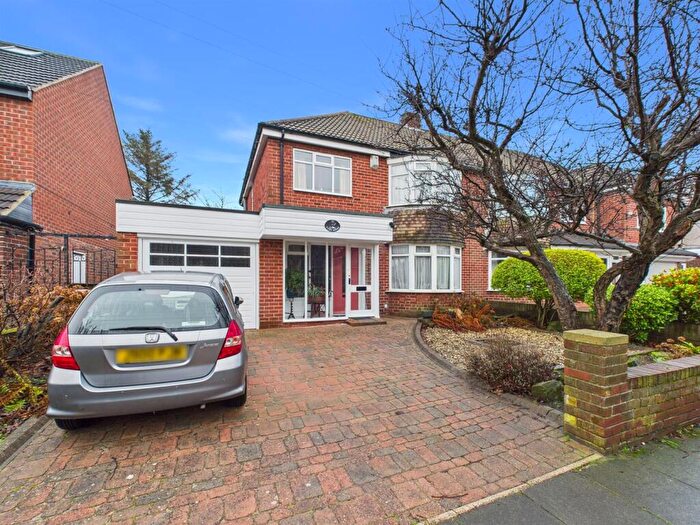 3 Bedroom Semi-Detached House For Sale In Hastings Drive, Tynemouth, NE30