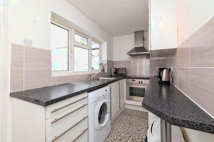 3 Bedroom End Of Terrace House For Sale In Oswy Street, Whitby, North Yorkshire, YO21