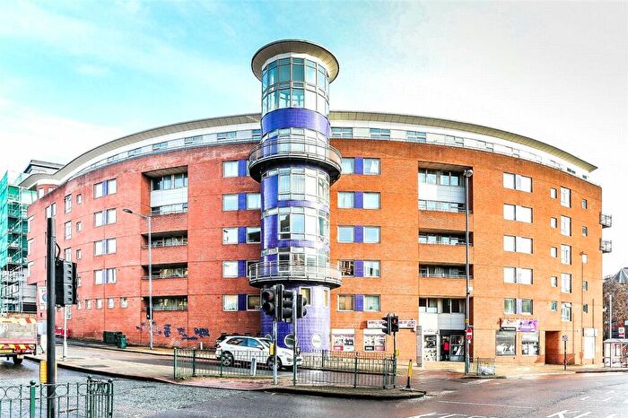 1 Bedroom Flat To Rent In City Heights, Old Snow Hill, Birmingham, B4