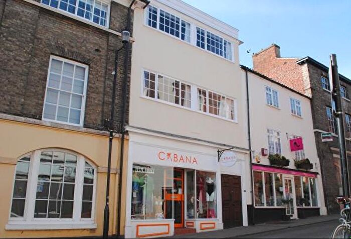 Studio To Rent In Hatter Street, Bury St. Edmunds, Suffolk, IP33