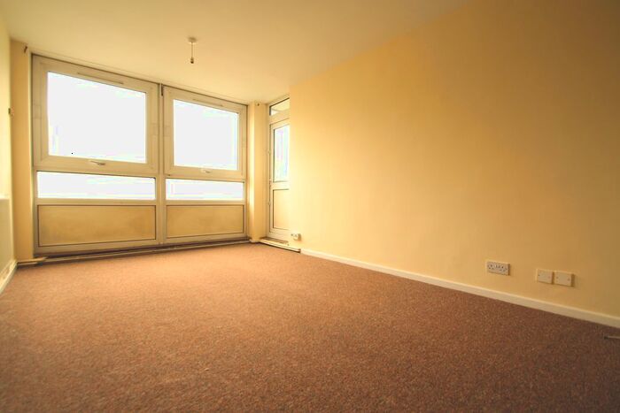 1 Bedroom Flat To Rent In Chisley Road, London, N15