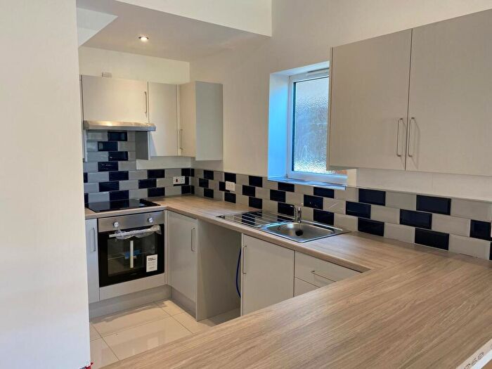 1 Bedroom Flat To Rent In Henry Road, Southampton, SO15