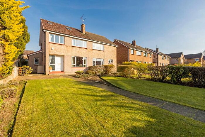4 Bedroom Semi Detached House For Sale In Clerwood Park, Edinburgh, EH12
