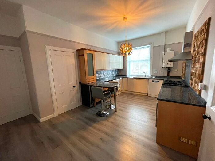 2 Bedroom Flat To Rent In High Street, North Berwick, East Lothian, EH39