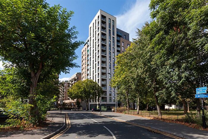 Studio For Sale In Track Street, Walthamstow, E17