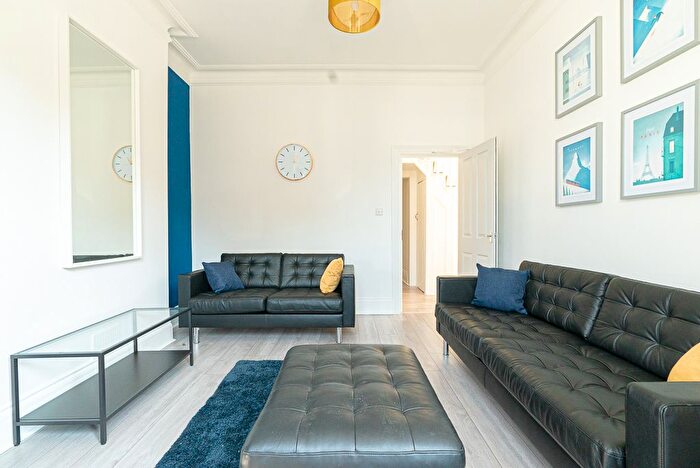 7 Bedroom Detached House To Rent In Cambridge Road, Southampton, SO14