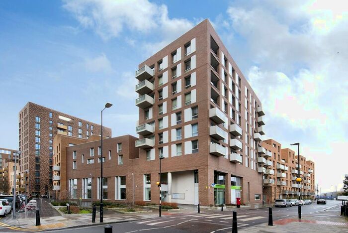 2 Bedroom Apartment To Rent In Devons Road, Bow, E3