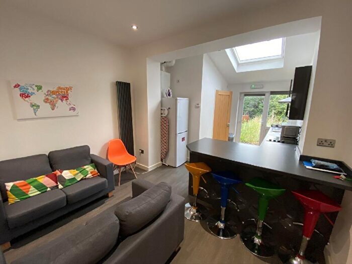 4 Bedroom House To Rent In Claude Street, Dunkirk, Nottingham, Nottinghamshire, NG7