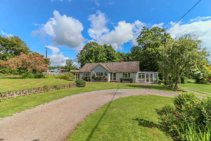 3 Bedroom Bungalow For Sale In Lopcombe, Salisbury, Wiltshire, SP5
