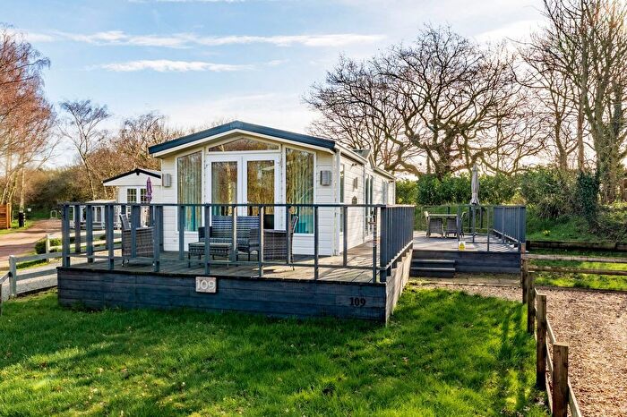 2 Bedroom Park Home For Sale In Common Road, Pentney, PE32