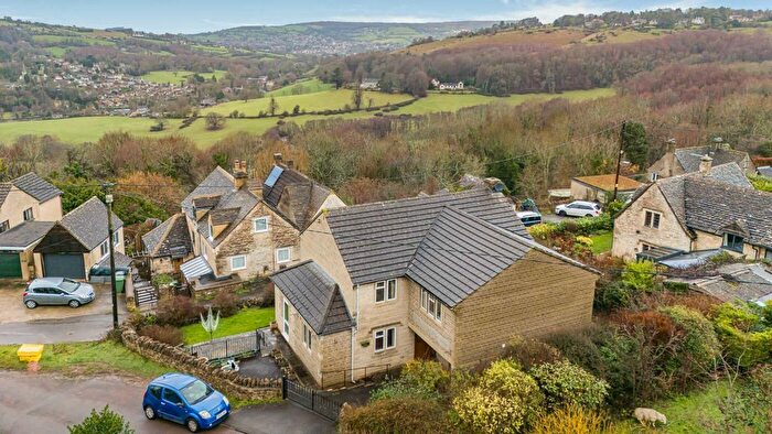 4 Bedroom Detached House For Sale In Lower Littleworth, Amberley, GL5