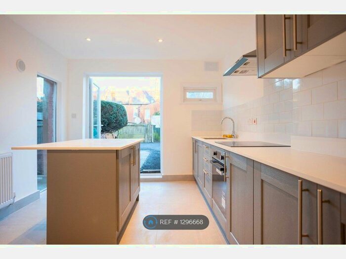 4 Bedroom Terraced House To Rent In Redfern Road, London NW10