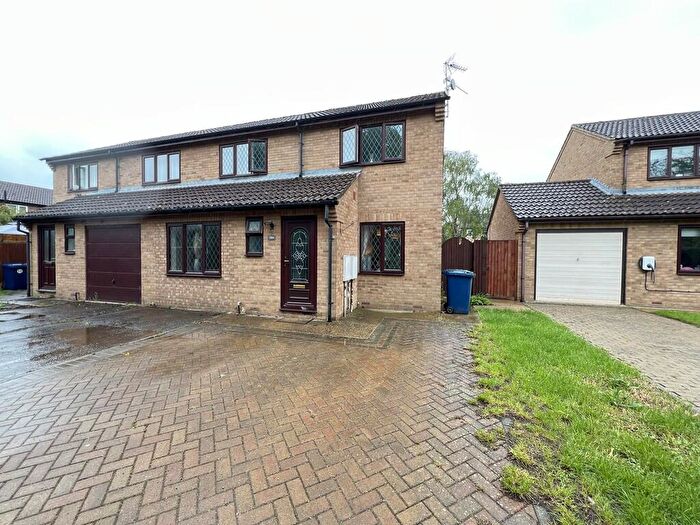 3 Bedroom Semi-Detached House For Sale In Heron Walk, March, Cambs., PE15