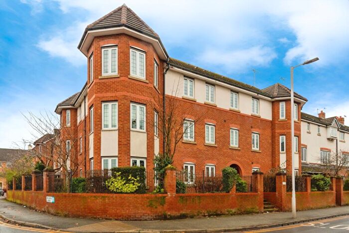 2 Bedroom Flat For Sale In Nell Lane, Manchester, Greater Manchester, M21