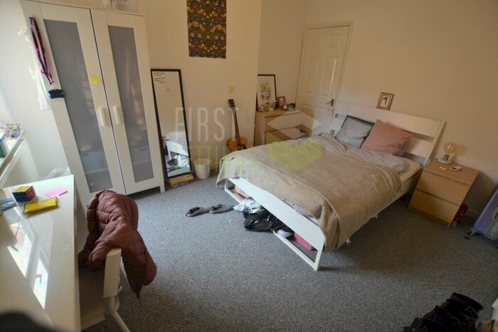 4 Bedroom Terraced House To Rent In College Avenue, Highfields, LE2