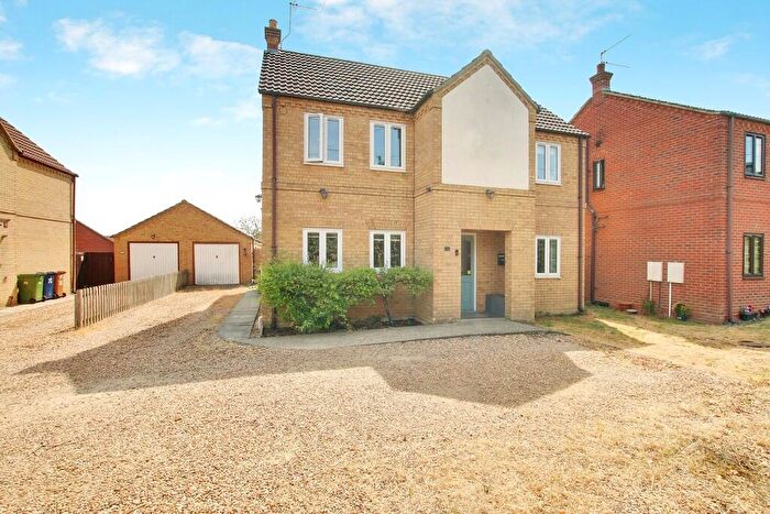 4 Bedroom Detached House For Sale In Dock Road, Chatteris, PE16