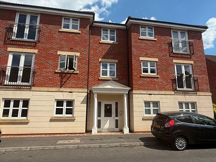 2 Bedroom Flat To Rent In Stillington Crescent, Hamilton, Leicester, LE5