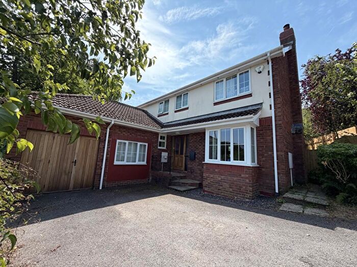 4 Bedroom Detached House For Sale In Linhay Close, Honiton, EX14