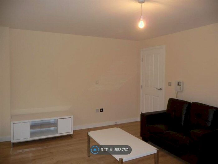1 Bedroom Flat To Rent In Concord Street, Leeds, LS2