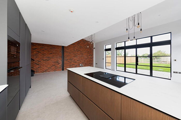 2 Bedroom End Of Terrace House For Sale In Home Piece, Dorchester-on-Thames, OX10