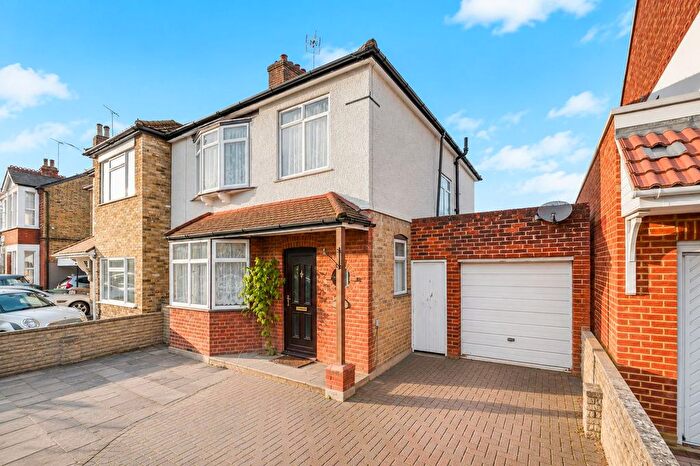 3 Bedroom Semi-Detached House For Sale In Rosefield Road, Staines-Upon-Thames, TW18