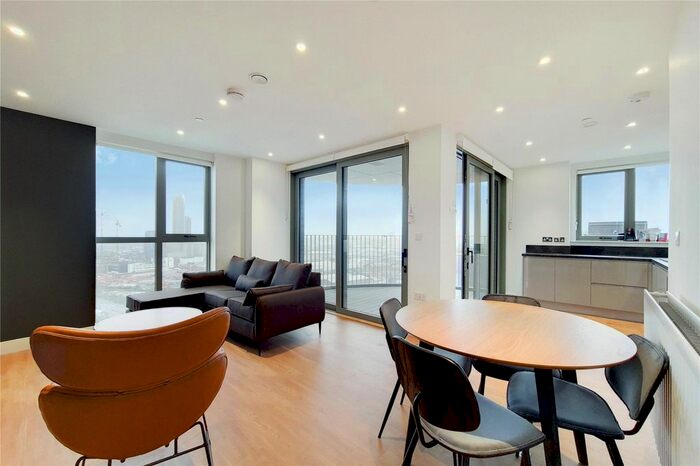 2 Bedroom Flat To Rent In Green Street, London, NW10