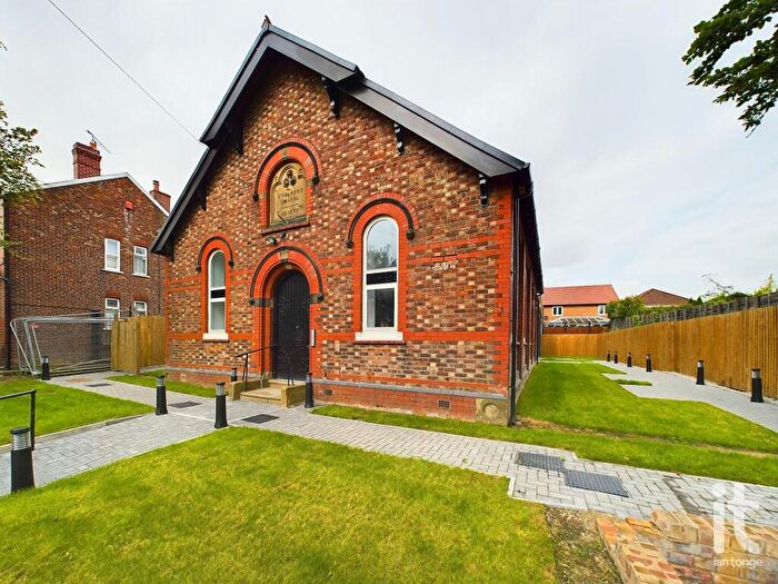 1 Bedroom Apartment For Sale In The Old Coach House, Marple Road, Stockport, SK2