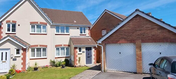 3 Bedroom House To Rent In Bluebell Drive, Llanharan, Pontyclun, CF72