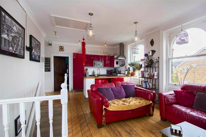 2 Bedroom Flat To Rent In High Street, Margate, CT9