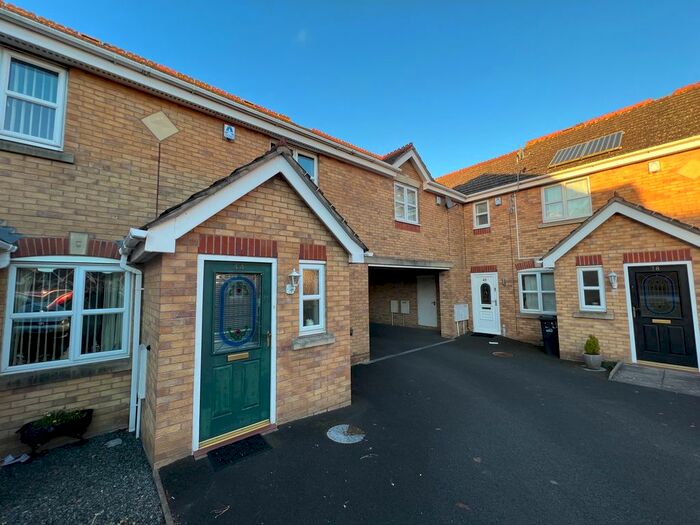 2 Bedroom Terraced House To Rent In Goldencross Way, Brierley Hill, West Midlands DY5