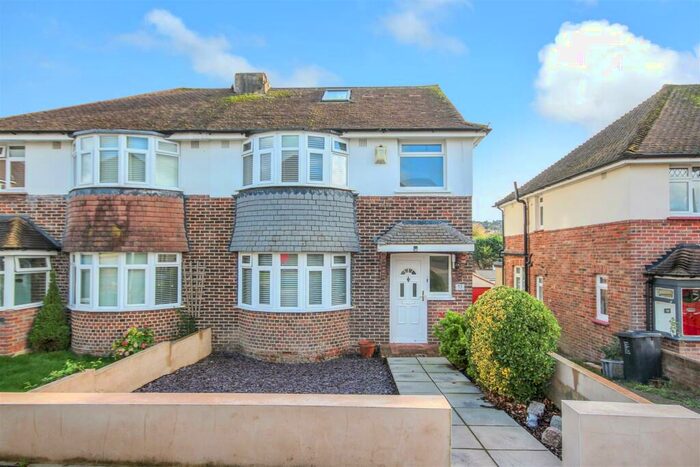 4 Bedroom Semi-Detached House To Rent In Dale Crescent, Brighton, BN1