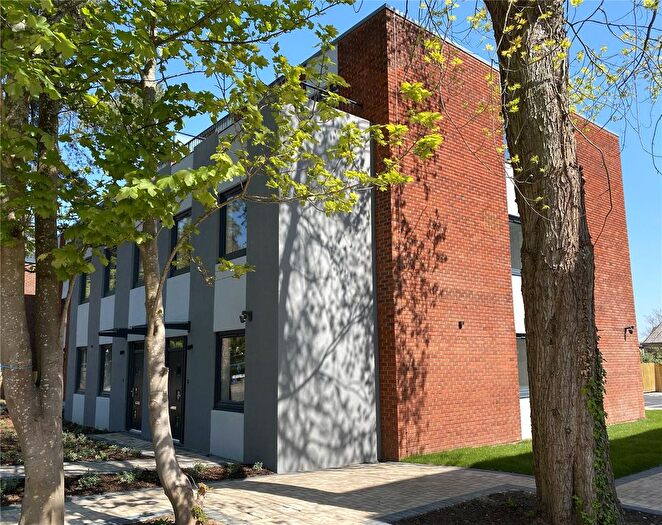 1 Bedroom Flat To Rent In Elizabeth House, Fleet Road, GU51