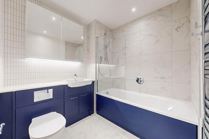1 Bedroom Apartment To Rent In Parkside, SE17
