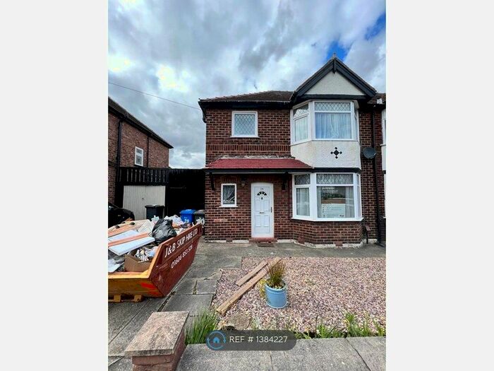 3 Bedroom Semi-Detached House To Rent In Shadewood Crescent, Grappenhall, Warrington, WA4