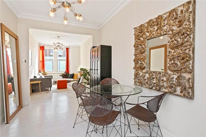 3 Bedroom Property To Rent In Galloway Road Shepherds Bush London, W12