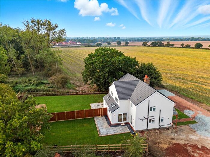 3 Bedroom Semi-Detached House For Sale In Howells Farm Cottages, Maypole Road, Maldon, Essex, CM9