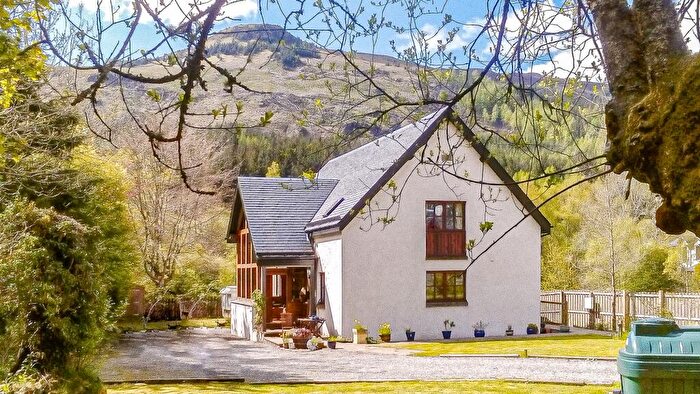 4 Bedroom Detached House For Sale In Glenvarloch, Strathyre, FK18