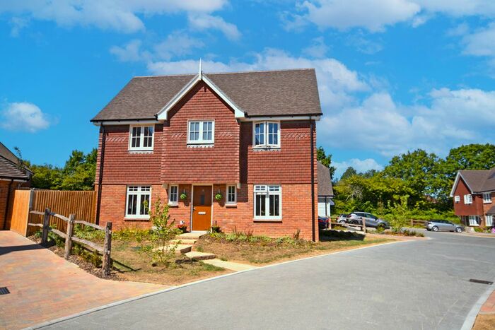 3 Bedroom Detached House To Rent In Hawkhurst, Kent, TN18