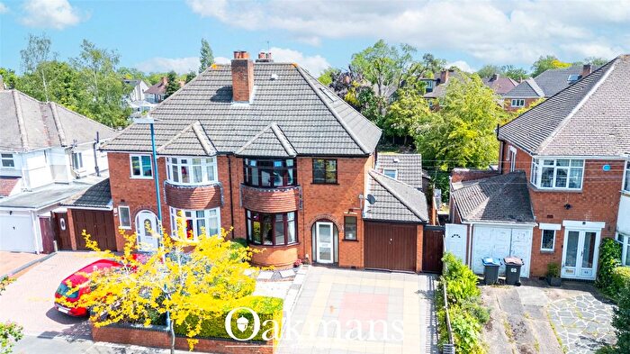 3 Bedroom Semi-Detached House For Sale In Senneleys Park Road, Birmingham, West Midlands, B31