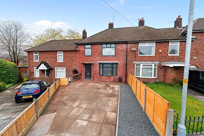 3 Bedroom Town House For Sale In Stonesteads Way, Bromley Cross, Bolton, BL7