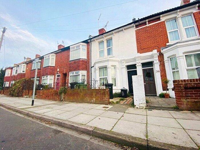 4 Bedroom Terraced House To Rent In Henley Road, PO4